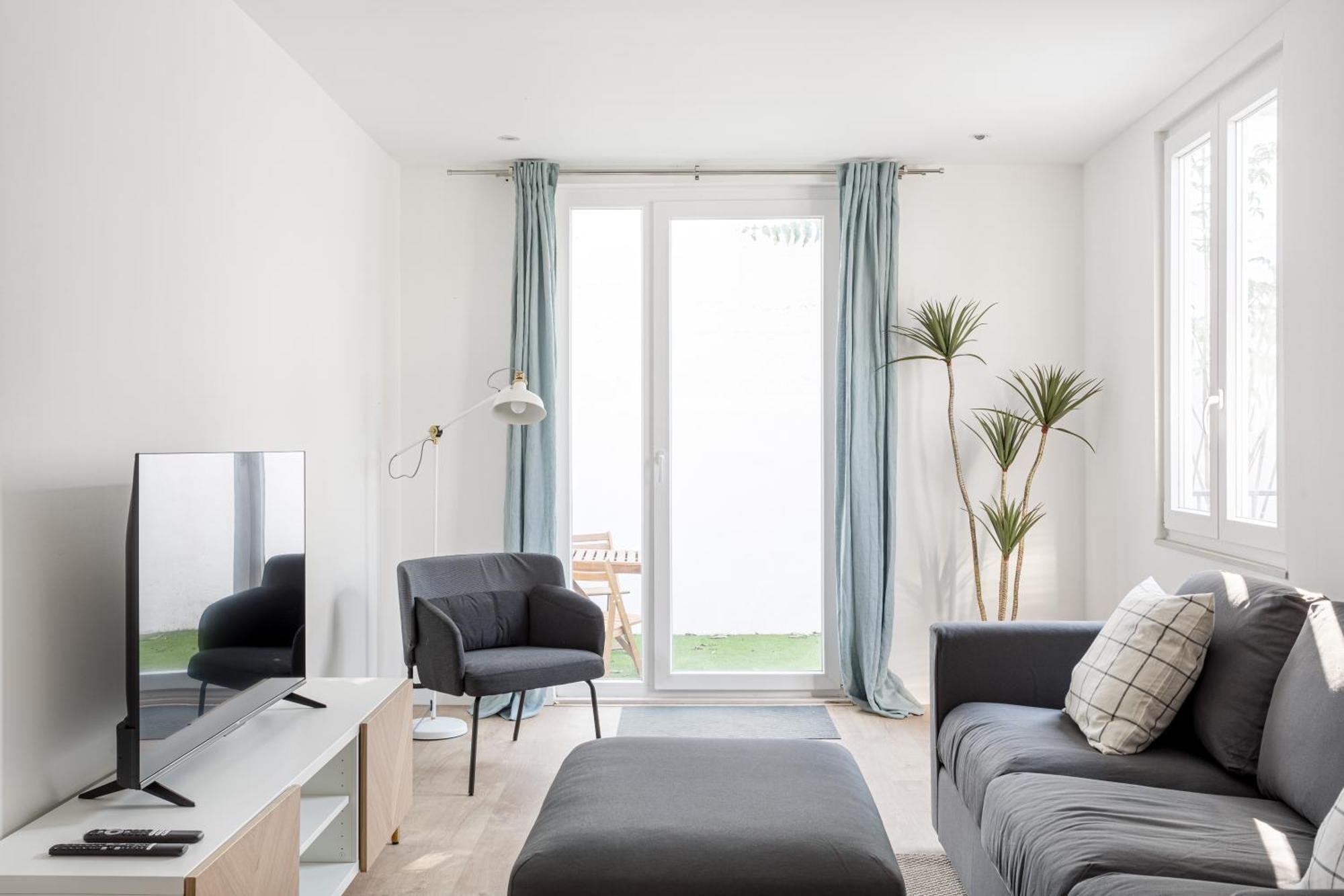 Joivy Minimalistic Apt W Patio In Principe Real Lisboa Exterior foto